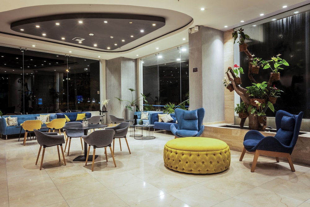 Ibis Quito 40/61