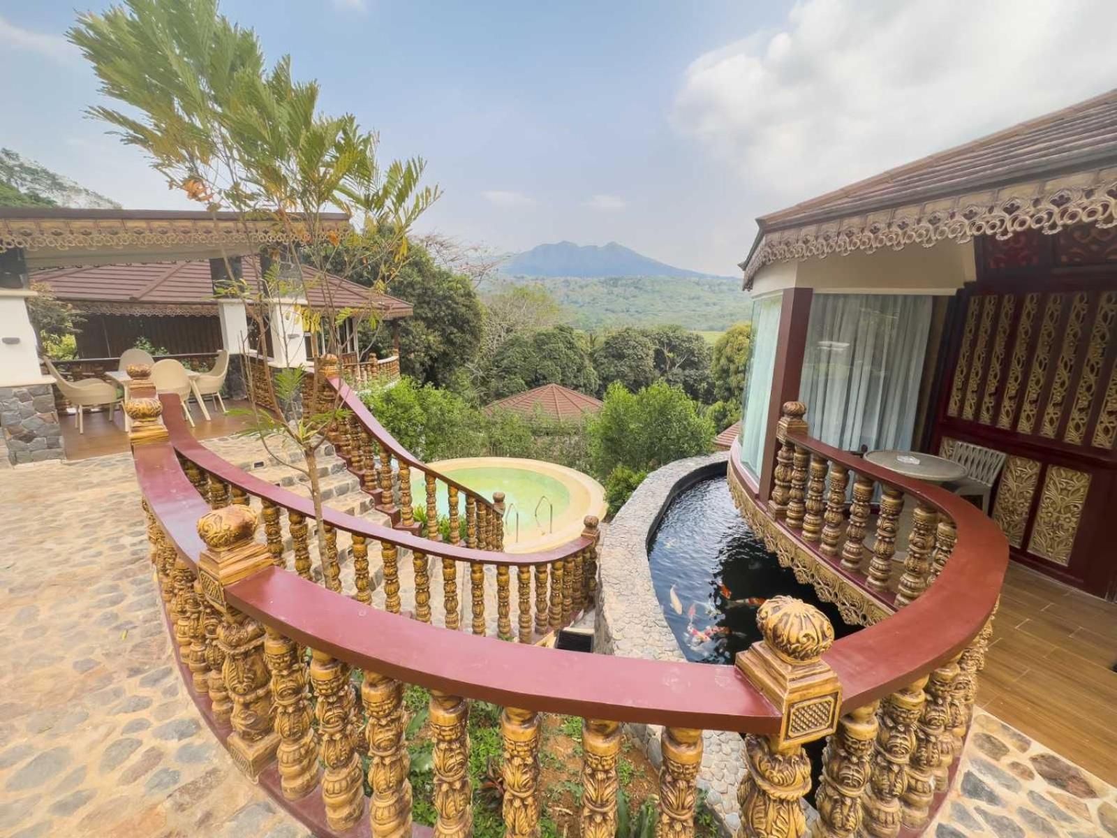 Rancho Bernardo Luxury Villas and Resort 52/61