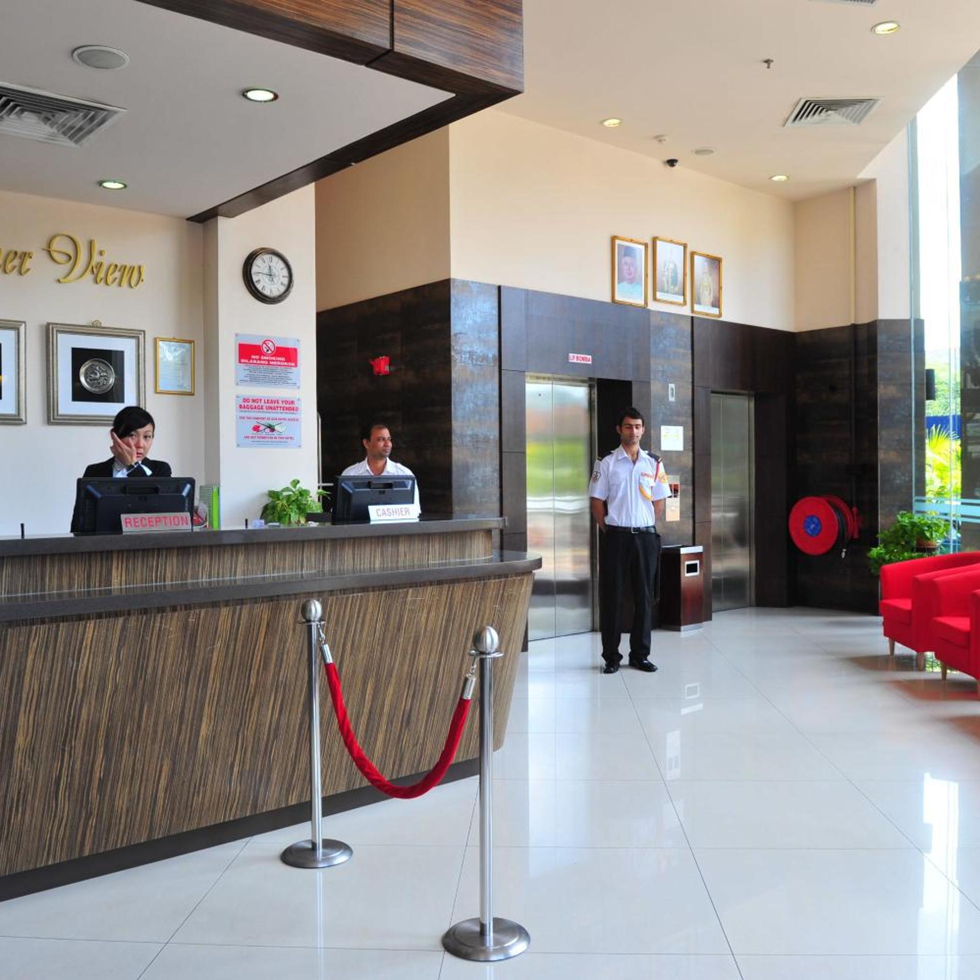 Summer View Hotel 10/47