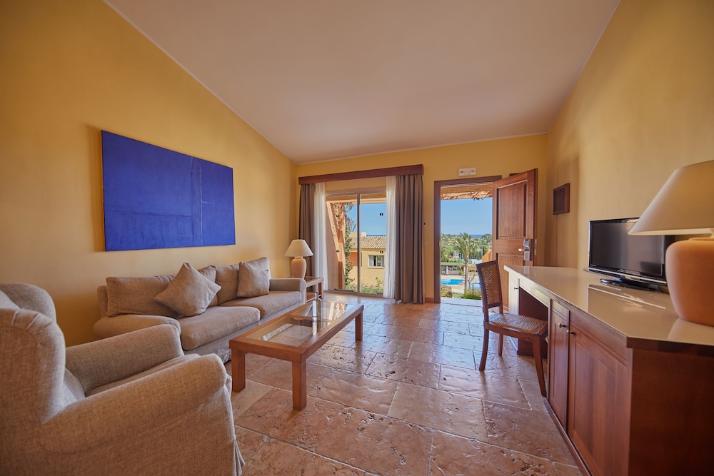 Pula Suites Boutique Resort 72/97