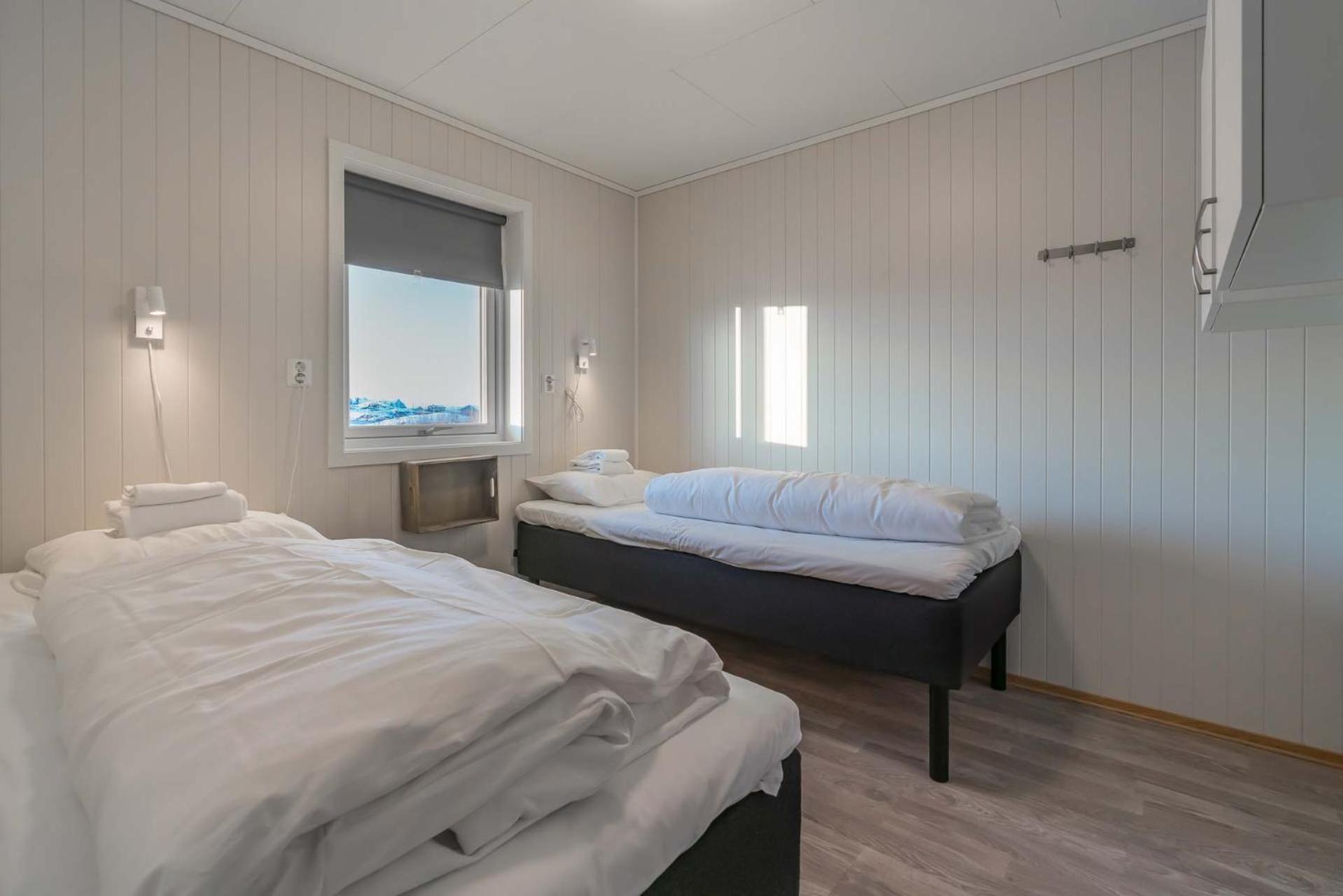 Harbor, Apartment, Small