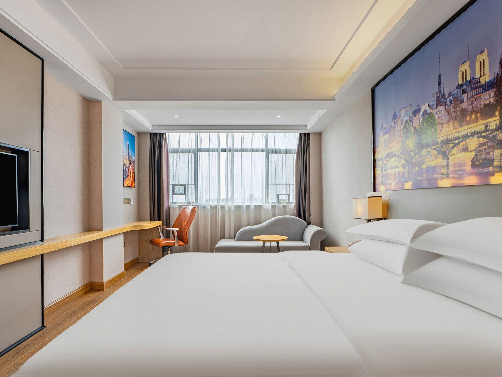 Vienna Hotel (Shantou Convention and Exhibition Center) 28/54