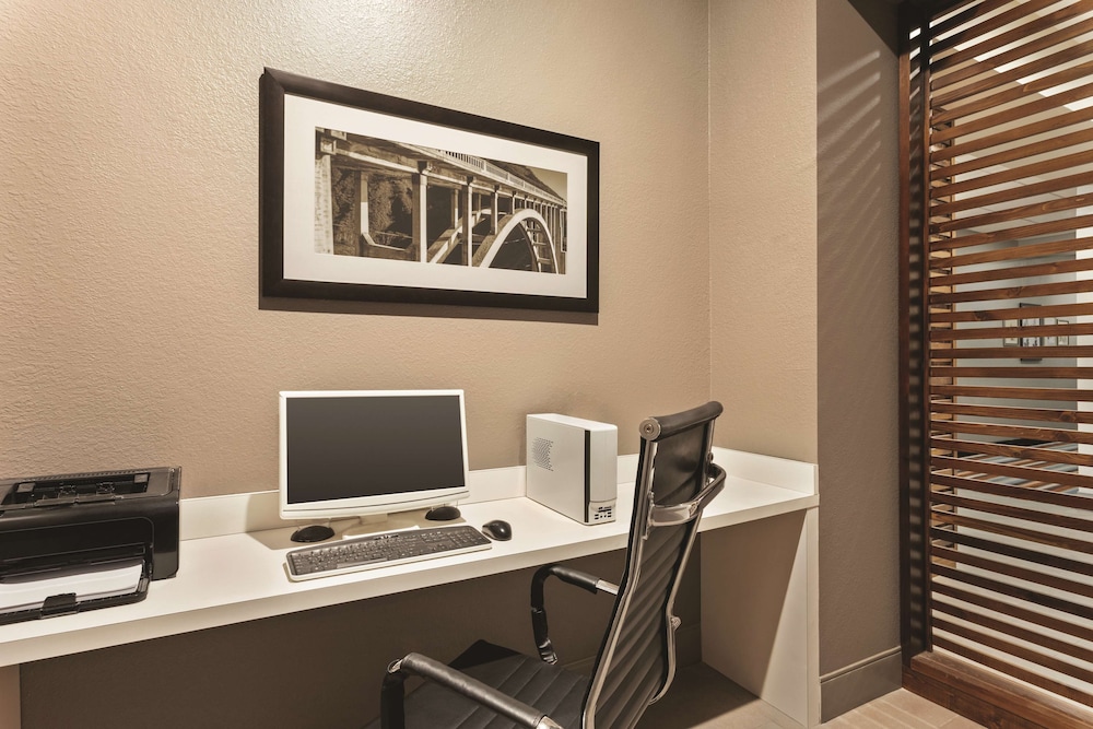 Country Inn & Suites by Radisson, Byram/Jackson South, MS 23/24