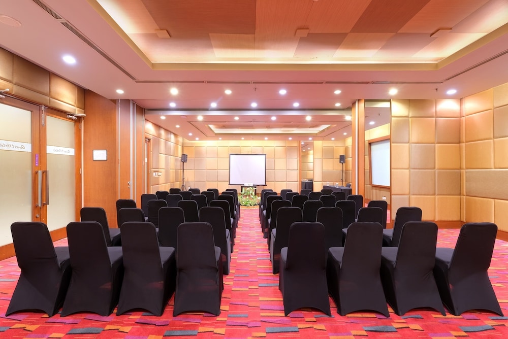 Quest Hotel Simpang Lima Semarang 46/60