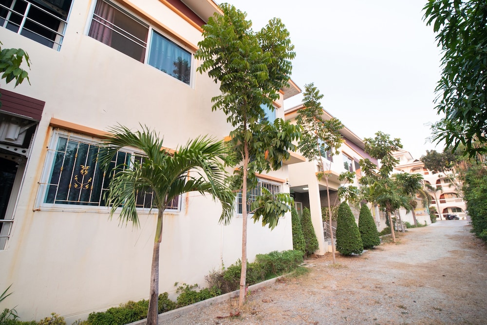 Valida Resort And Apartment 32/36