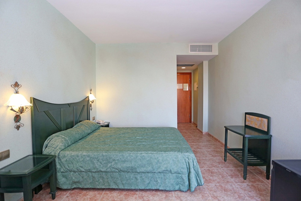 Hotel Kaktus Albir 15/67