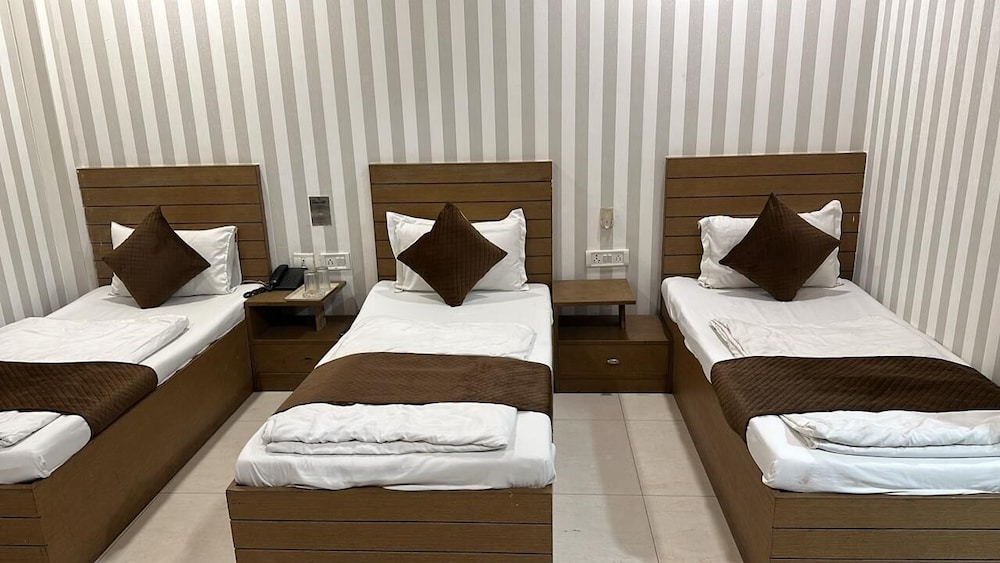 Hotel Arina Inn 26/32