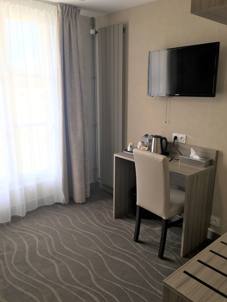 Hotel de Brunville Spa 45/48