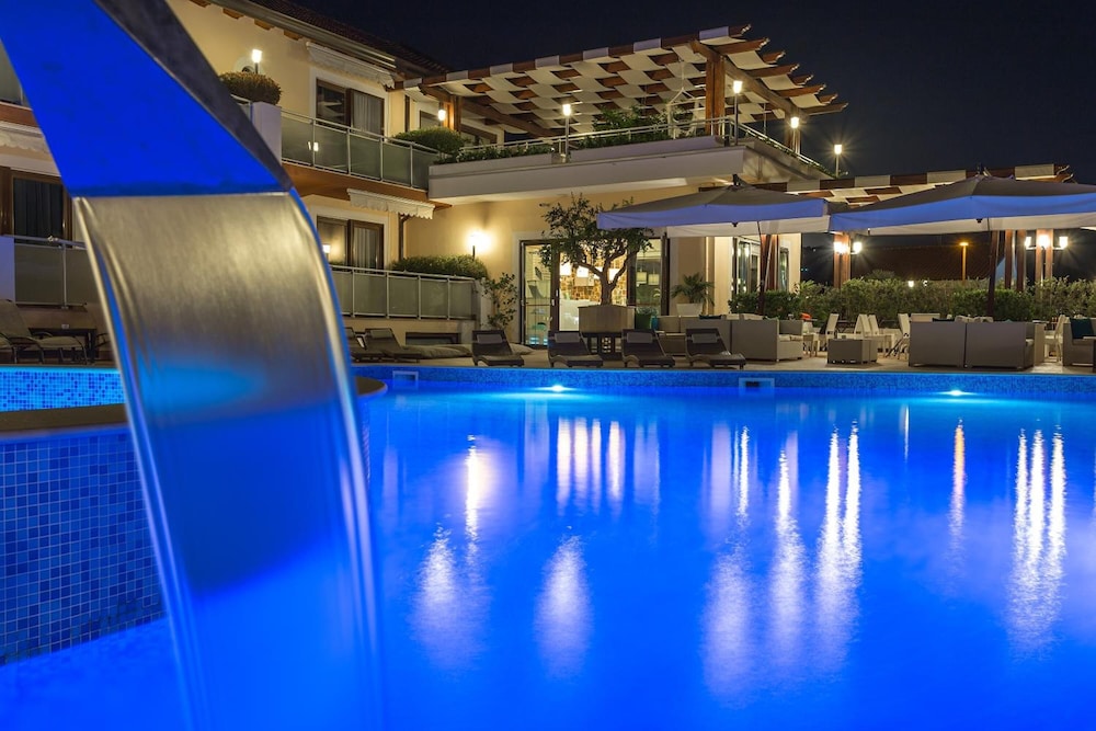 Hotel Porta Rosa 40/42