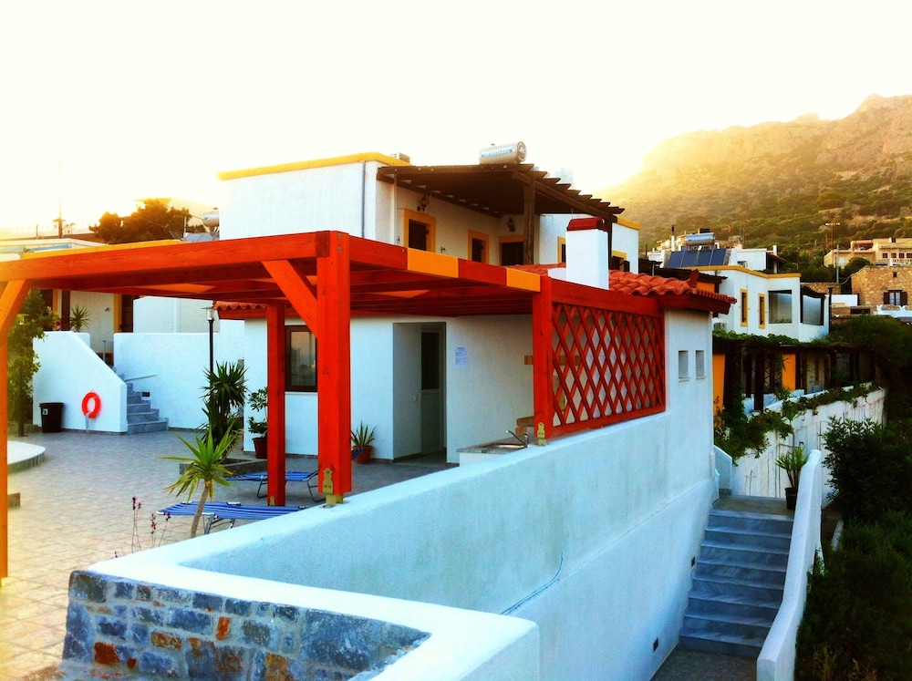 Filoxenia Villa in IERAPETRA