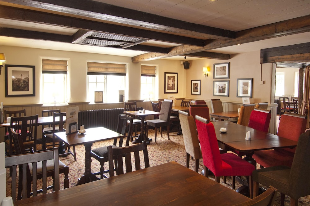 Premier Inn Manchester (Handforth) 24/41