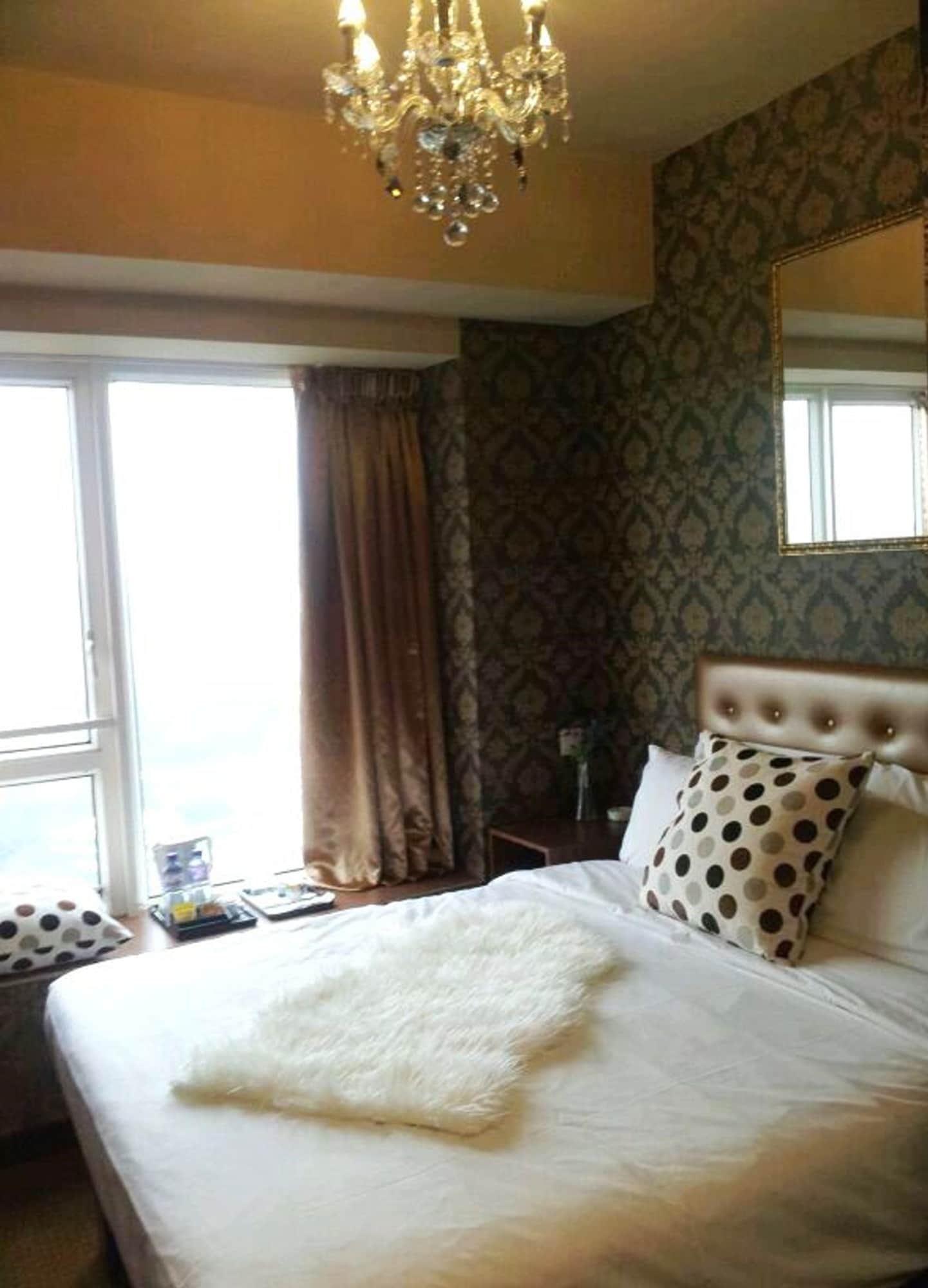 STANDARD, DOUBLE OR TWIN BED