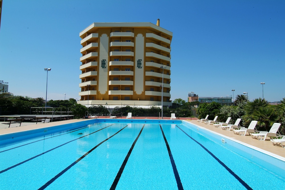Grand Eurhotel and Residence 16/25