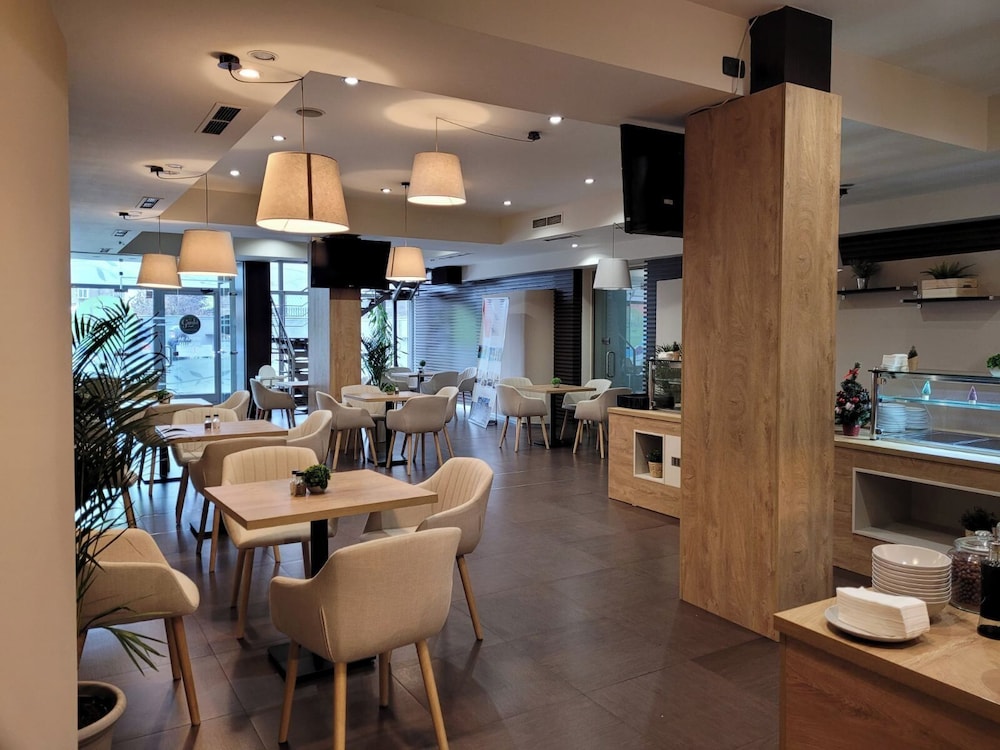 Hotel Sofia Palace By Hmg 33/46