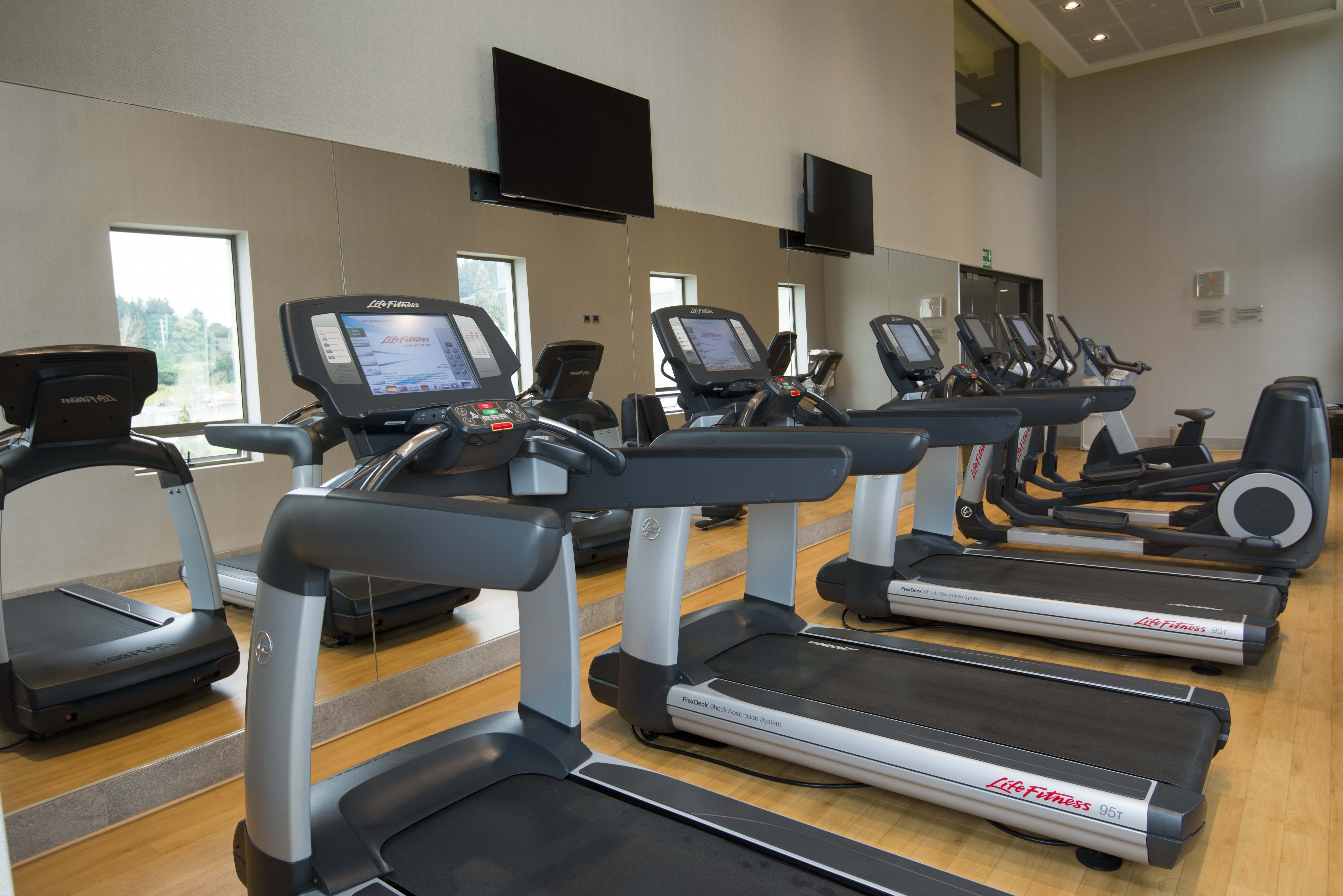 HOLIDAY INN EXPRESS CONCEPCION 45/74