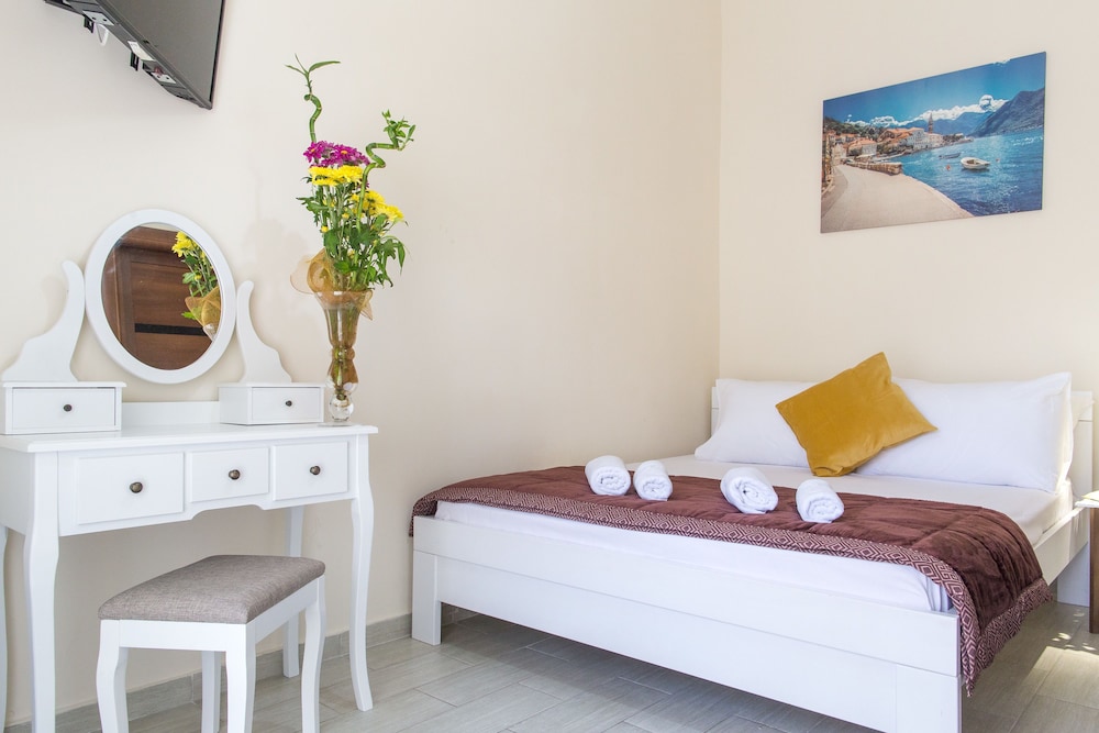 1 Bedroom, Deep Sea, Classic, Queen Bed