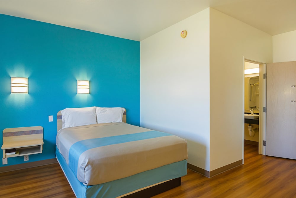 Motel6 Wheatland, WY 37/58