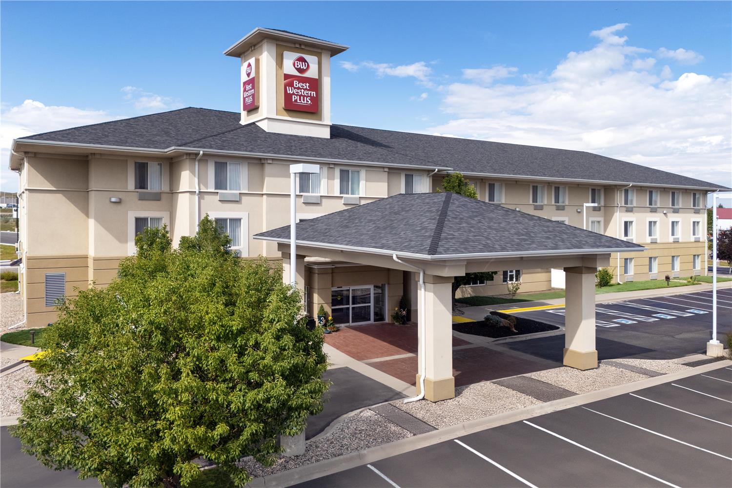 Best Western Plus Frontier Inn 4/53