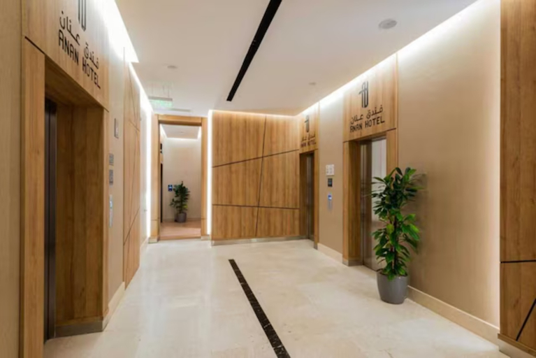Sunday Luxury Central formerly Anan hotel 6/32