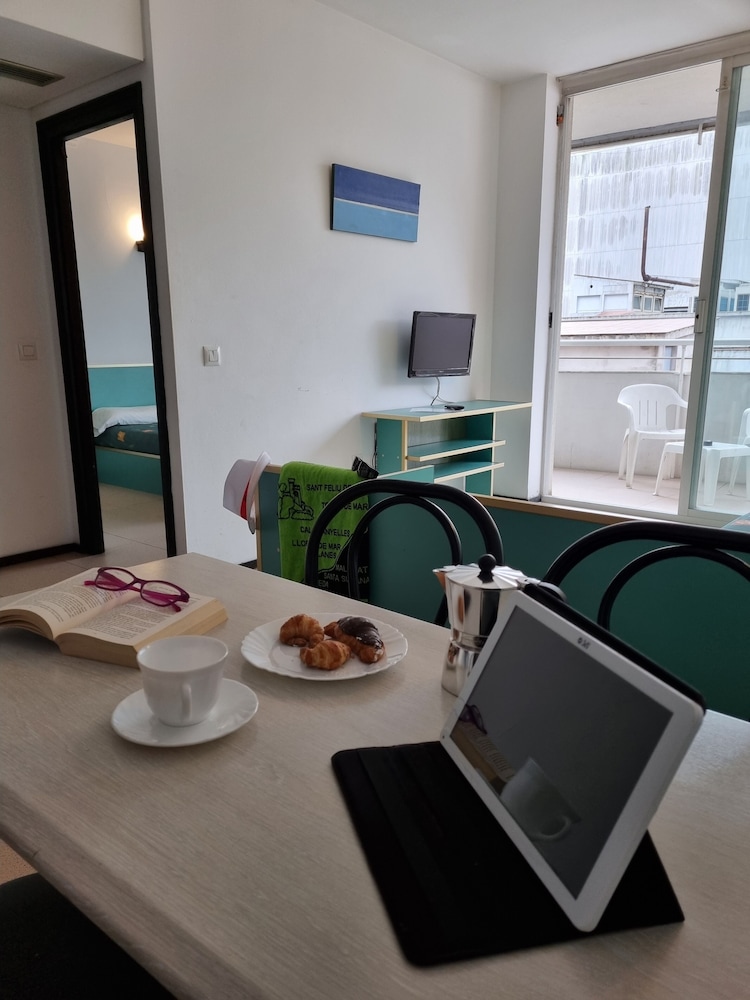 Lloret Sun Apartments 45/50
