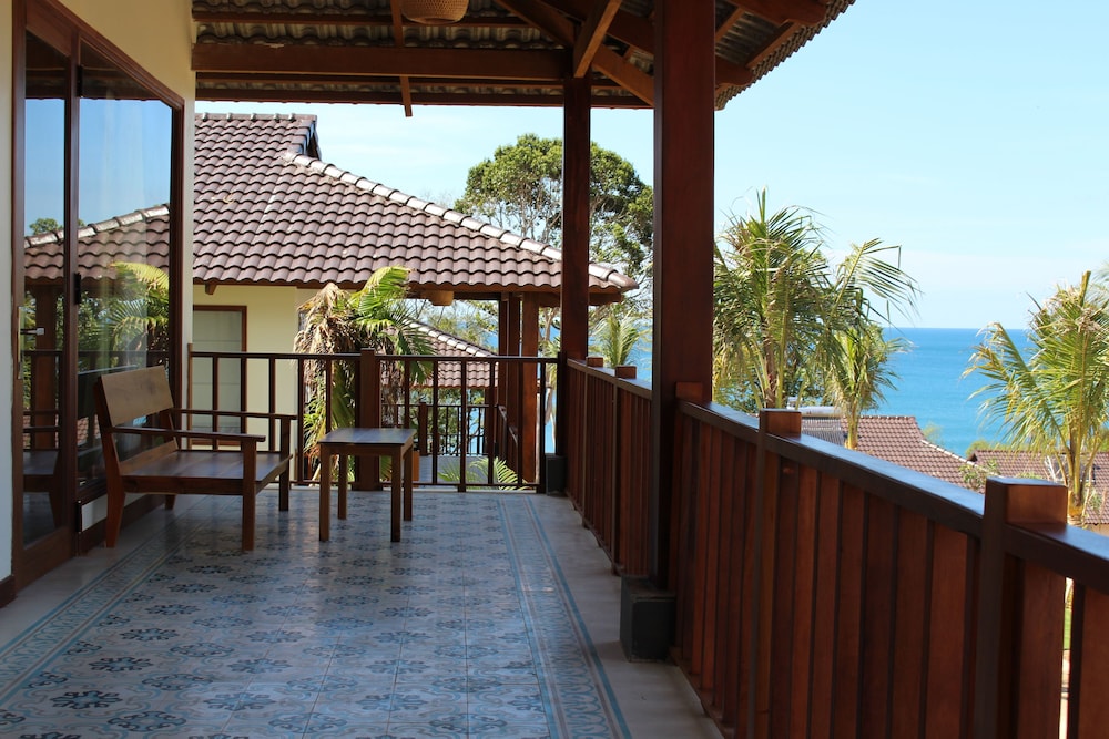 Camia Resort & Spa 55/71
