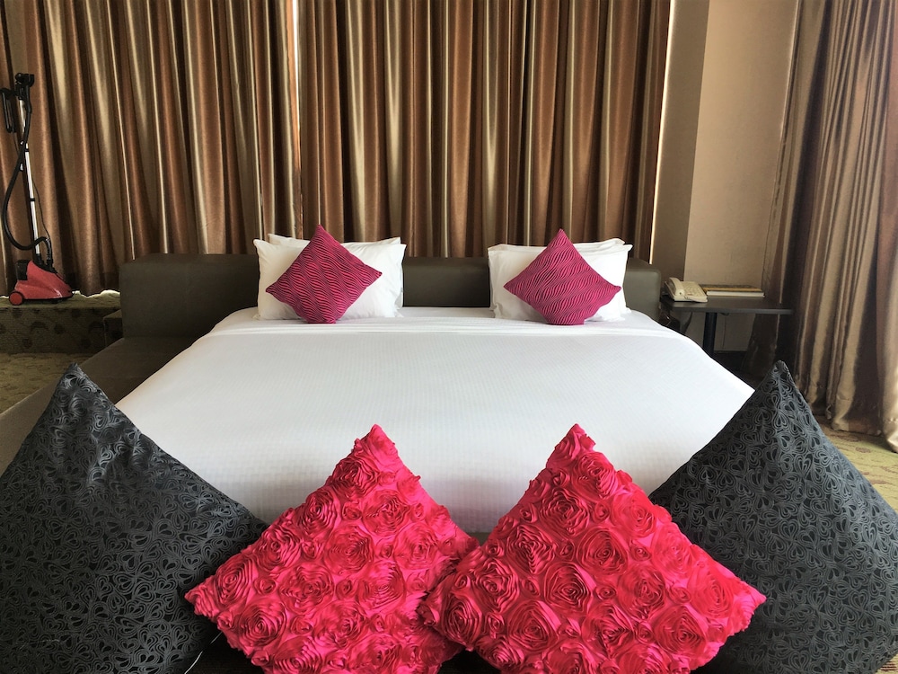 KINTA RIVERFRONT HOTEL AND SUITES photo5