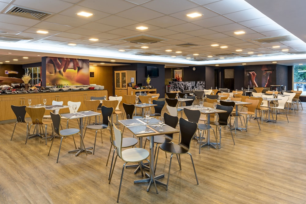 restaurant-cafeteria