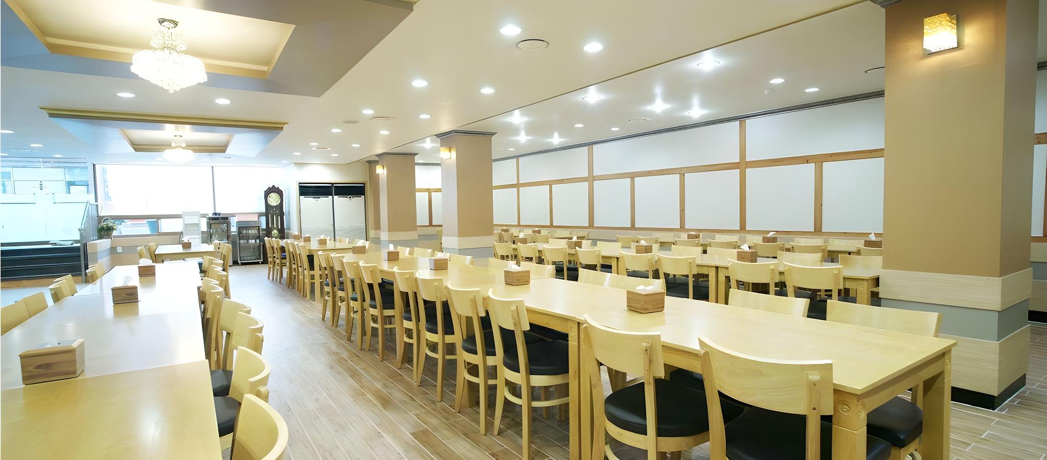 Raum Hotel 37/41