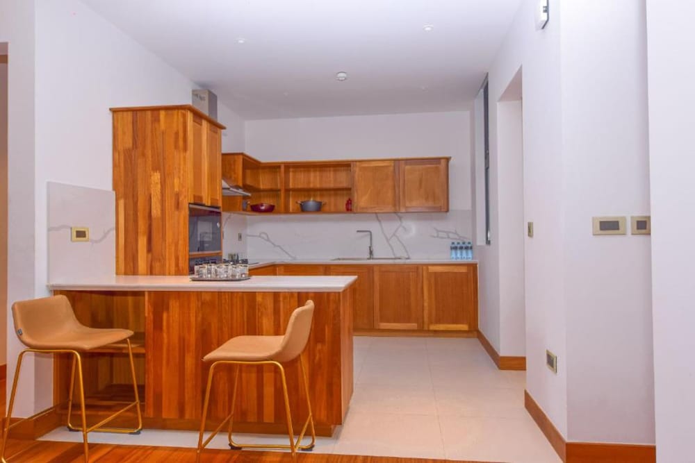 Broadwalk Residency 6/46