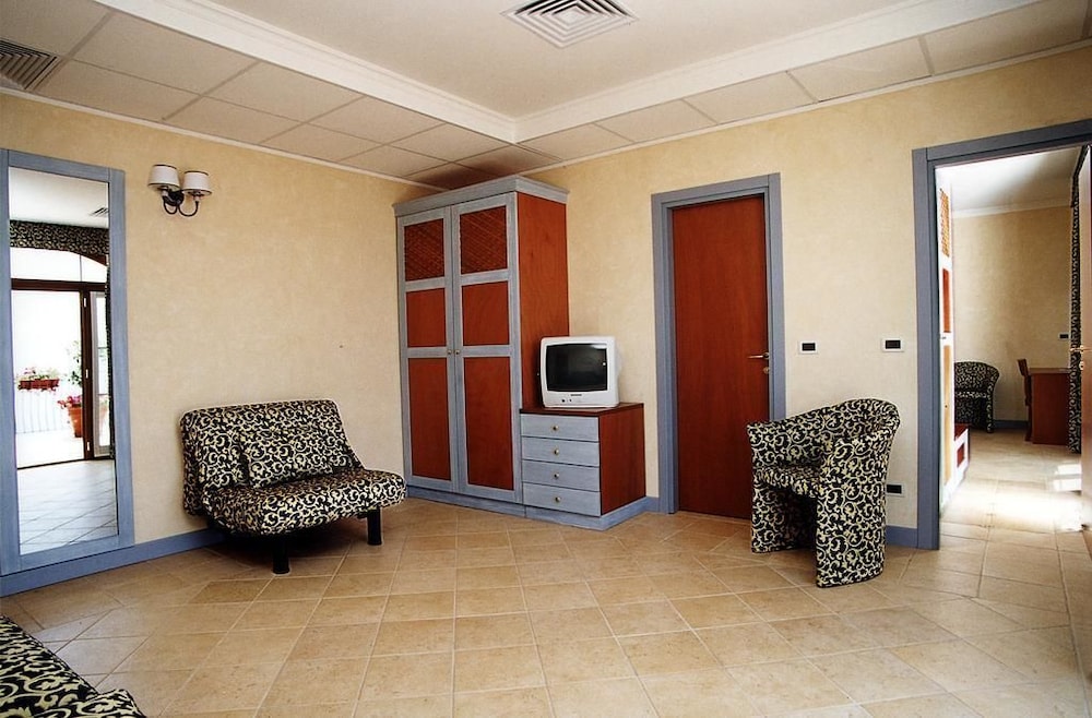 HOTEL RESIDENZA DEL GOLFO 20/38
