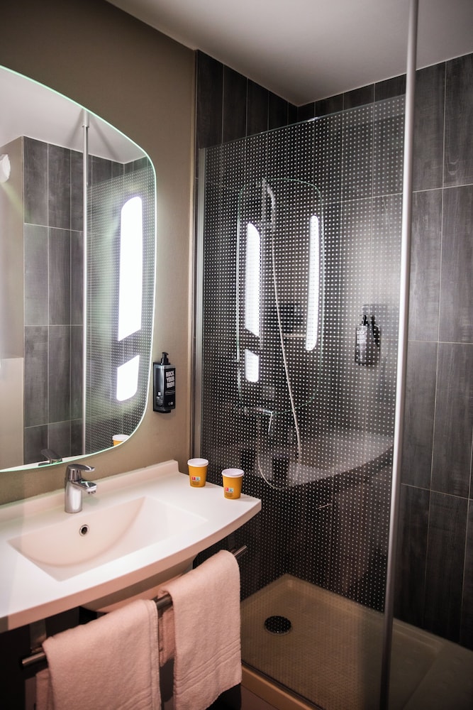 Ibis Paris Bercy Village 12Eme 72/73