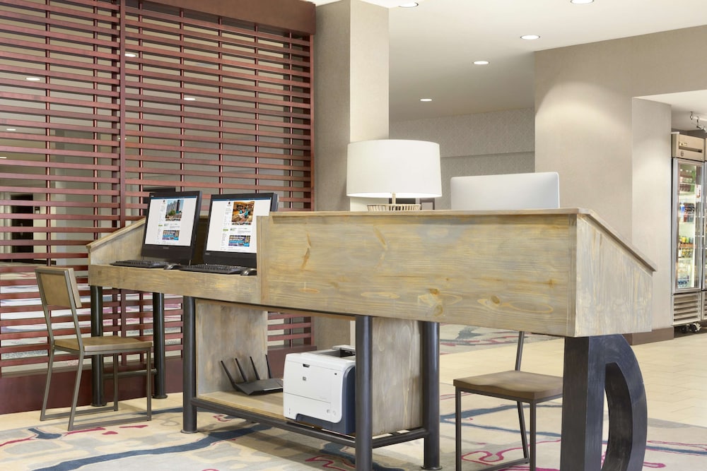 DoubleTree by Hilton Hotel Dallas DFW Airport North 10/53