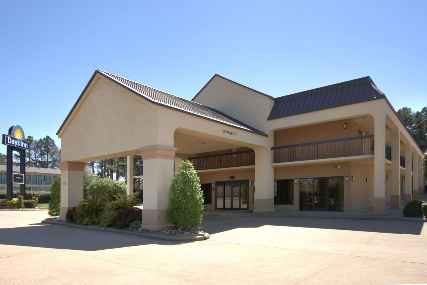 Days Inn By Wyndham Longview South 2/25