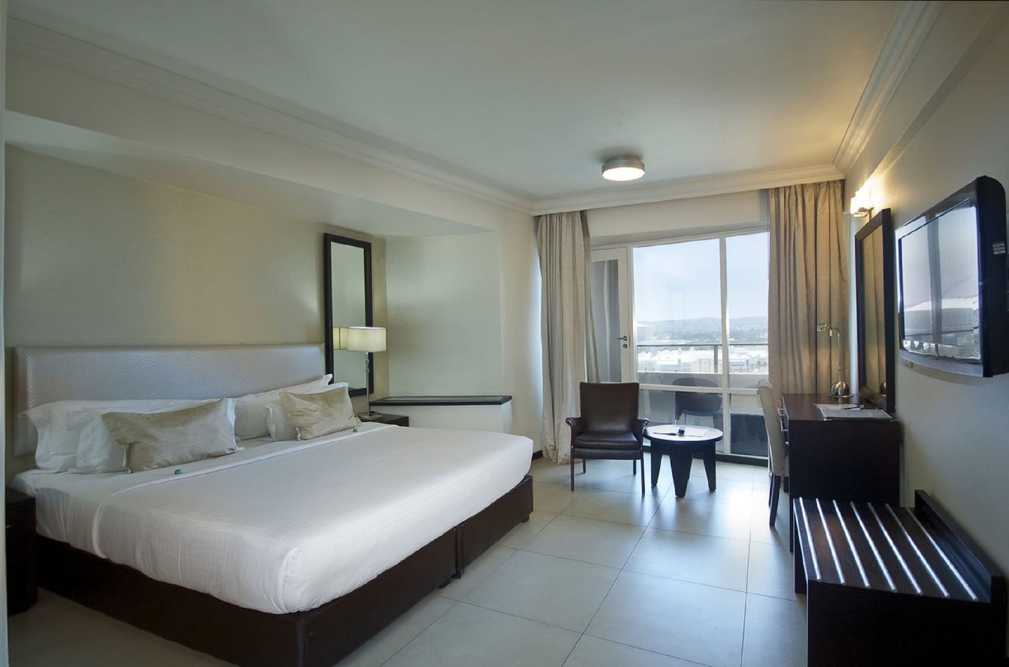 DELUXE, FAMILY, SEA VIEW, NORTH WING