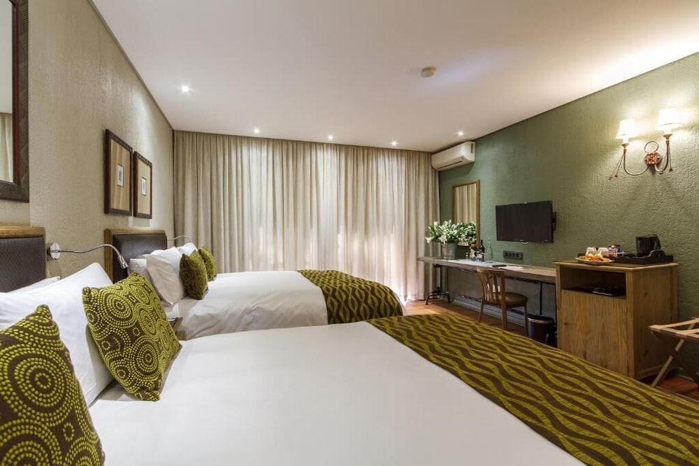 Protea Hotel By Marriott Kruger Gate 28/92