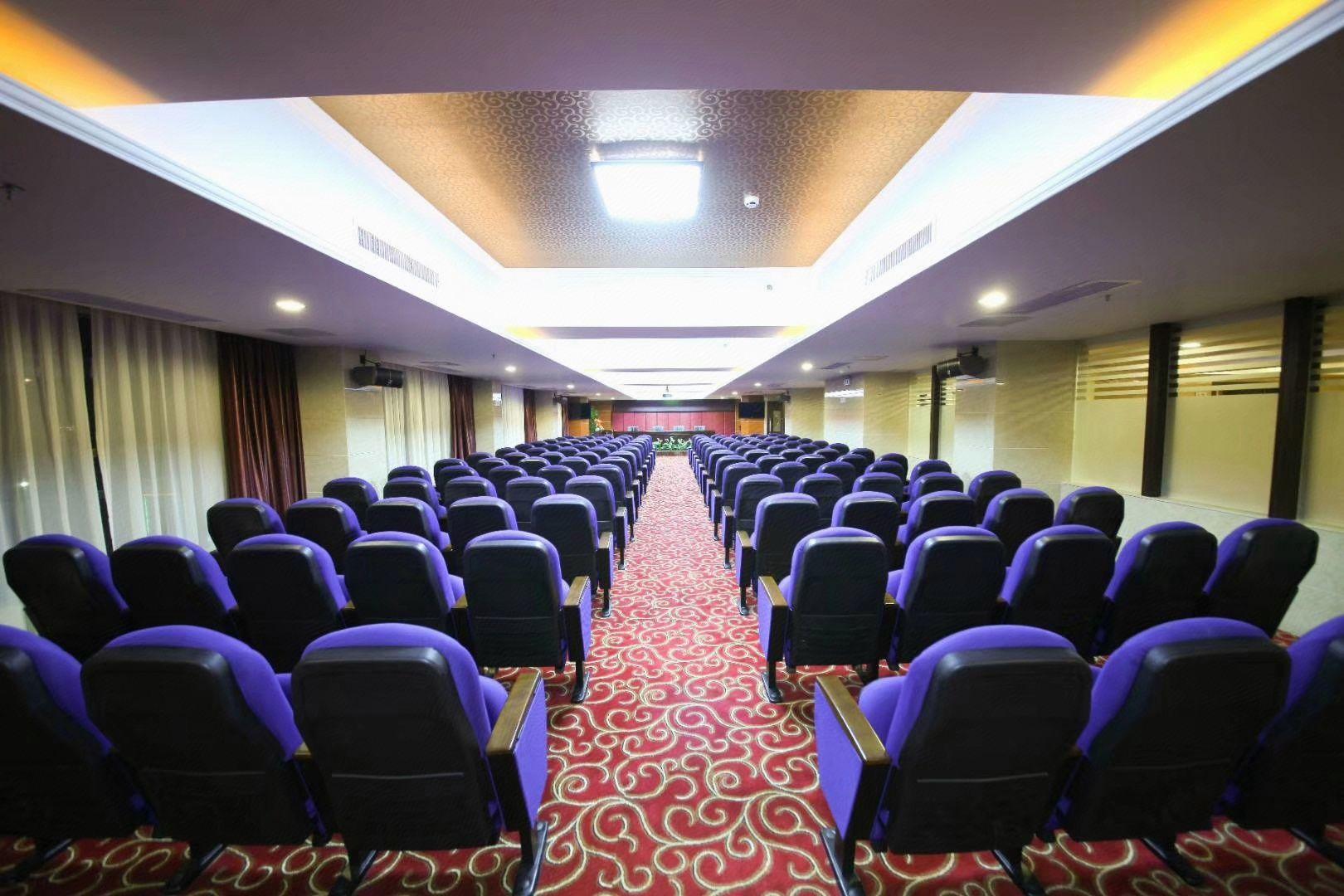 Yangshan Hotel 44/46