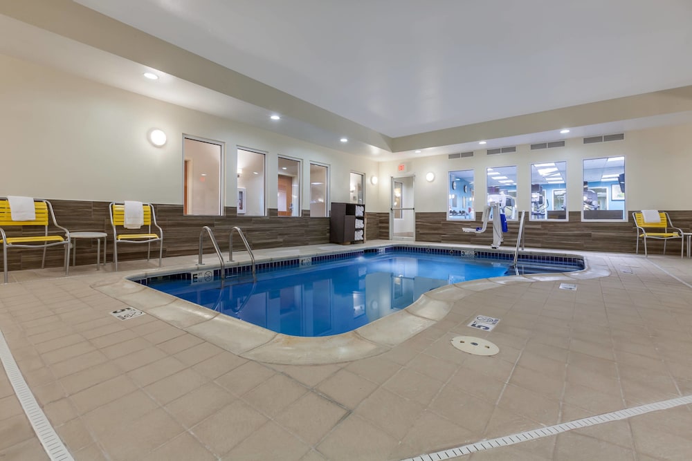 Fairfield Inn and Suites Rogers 26/56