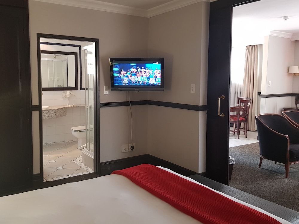 Court Classique Suite Hotel 18/50