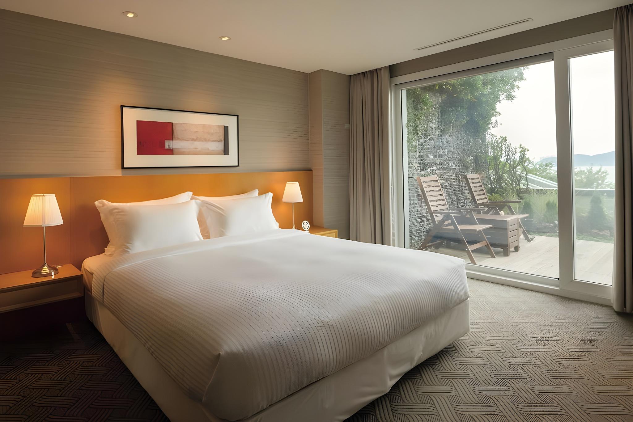 Spa, King Bed, Terrace