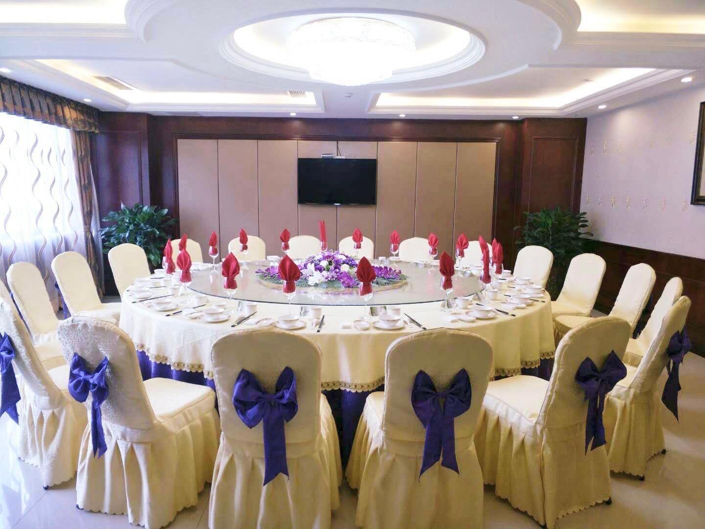 Yuhe Hotel 25/29