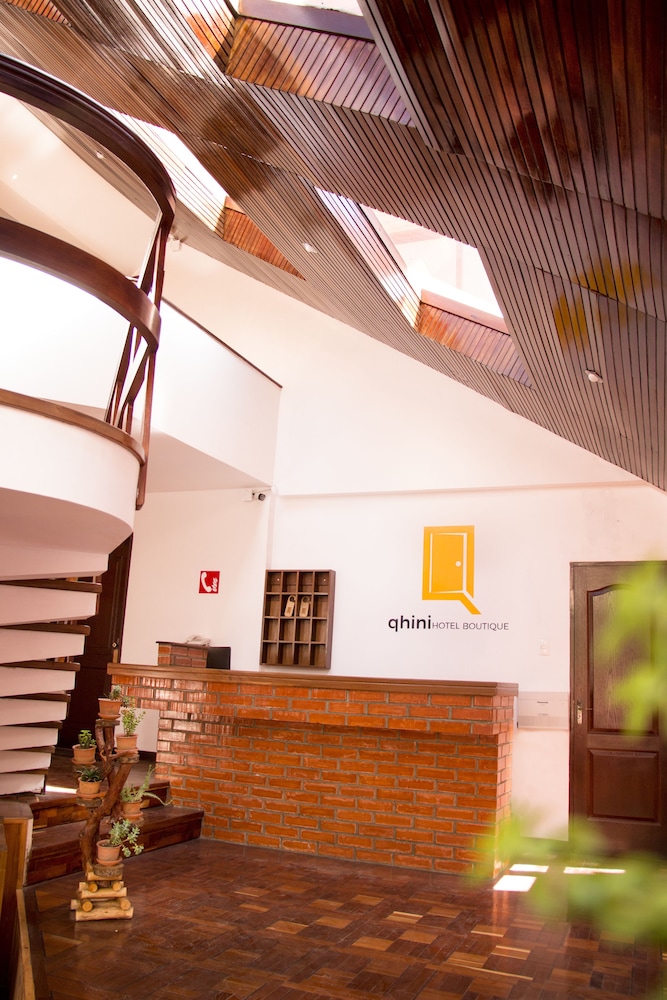 Qhini Hotel Boutique 10/59