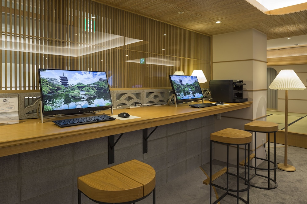 Hotel Plaza Osaka 38/46