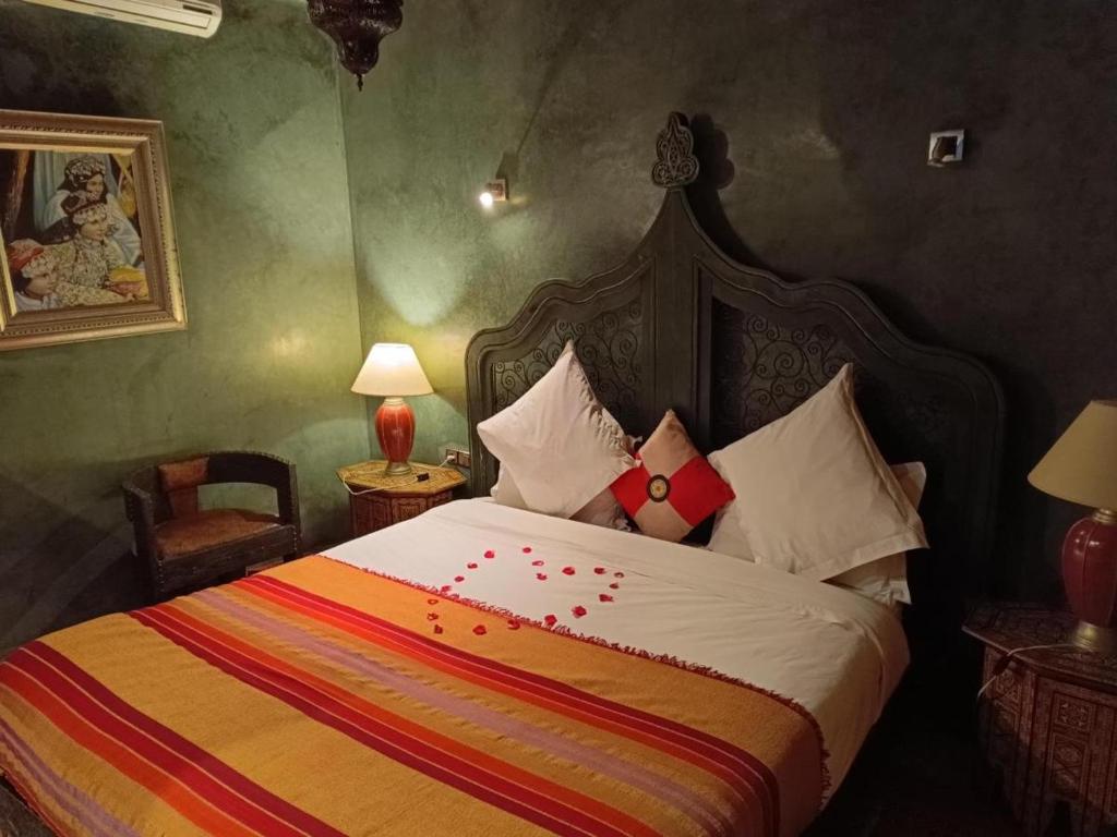 STANDARD, DOUBLE BED