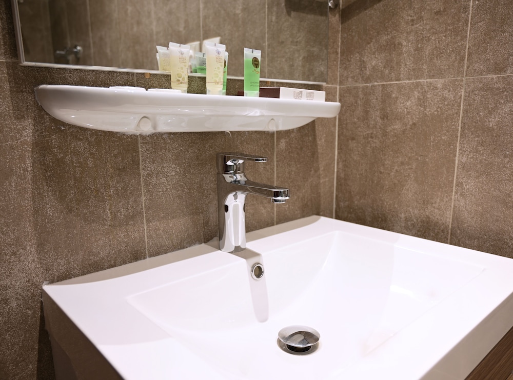 فندق صلة(Sela Hotel) 28/31