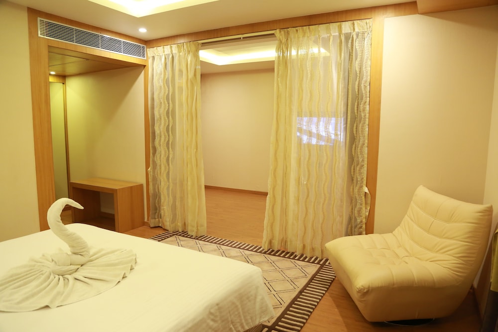 Hotel Himalayaa 16/25