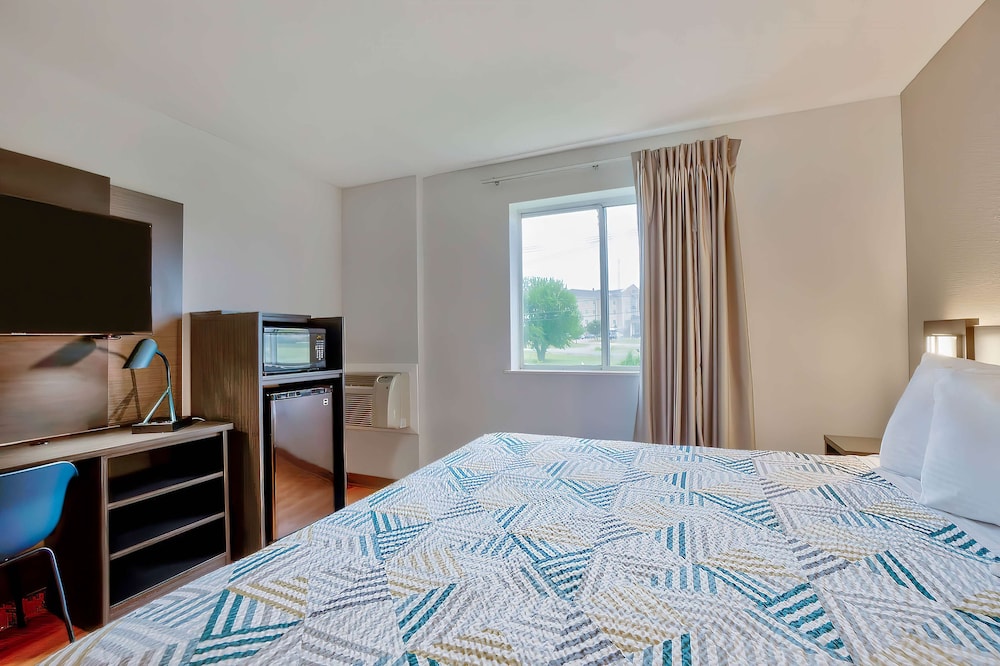 Motel6 Denison, TX 26/56