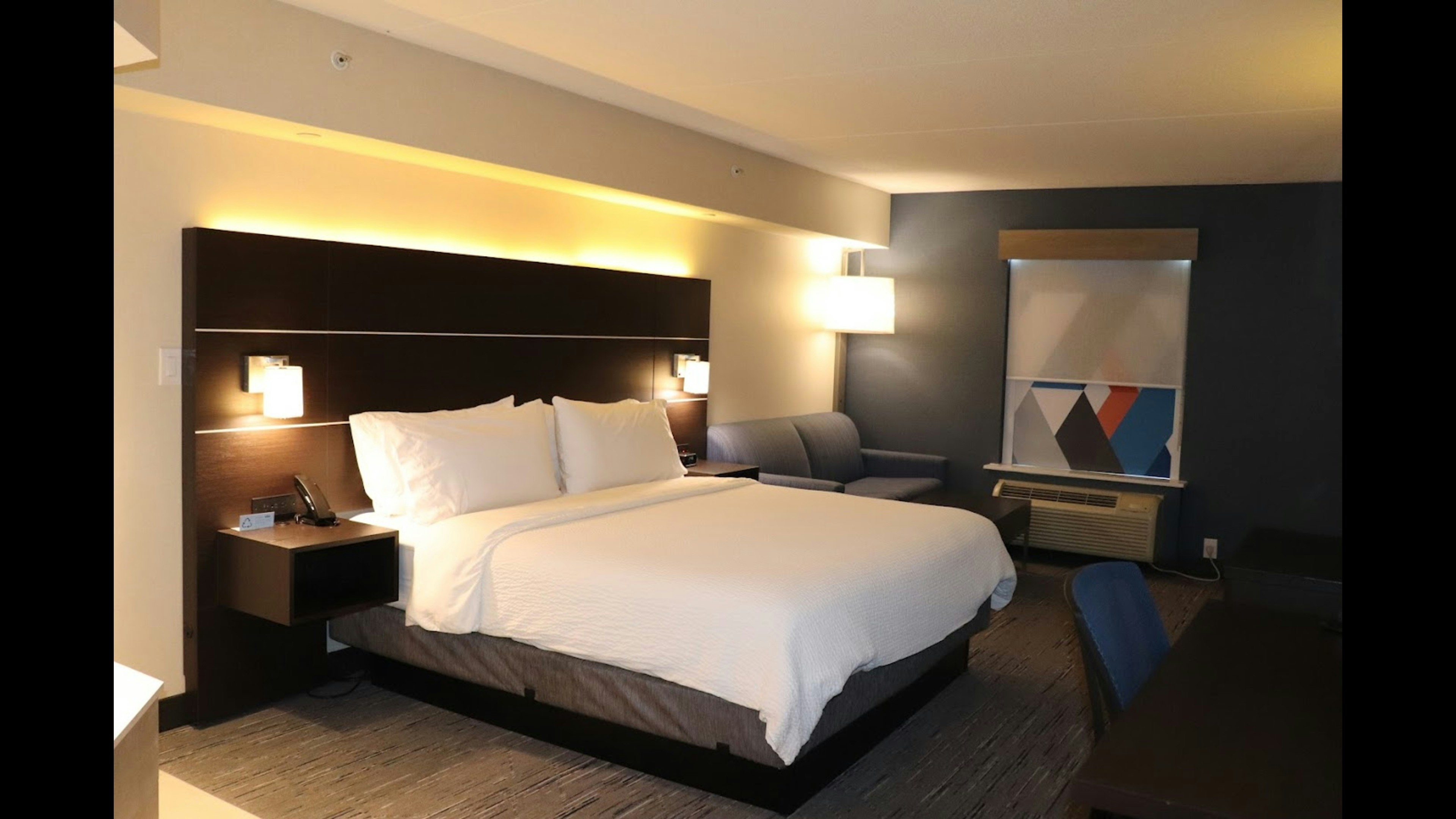 Holiday Inn Express Hotel And Suites Brampton 11/47