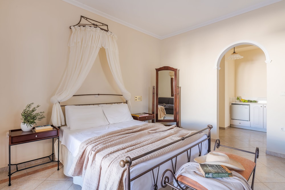 Epavlis Hotel And Spa 12/50