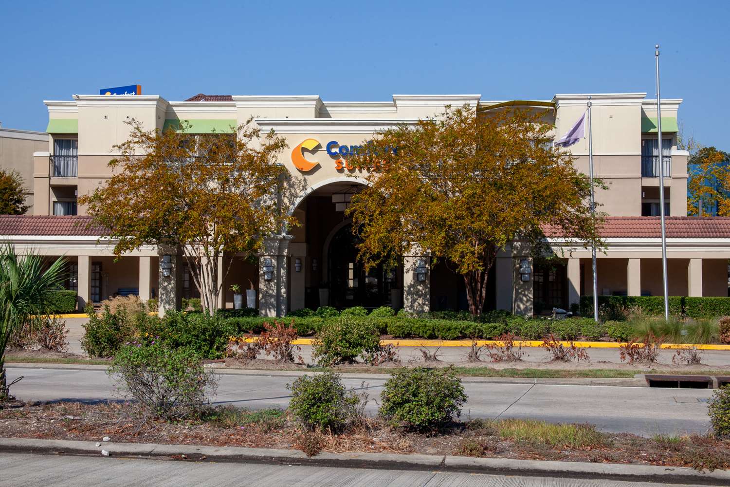Comfort Suites Baton Rouge South I-10 photo2