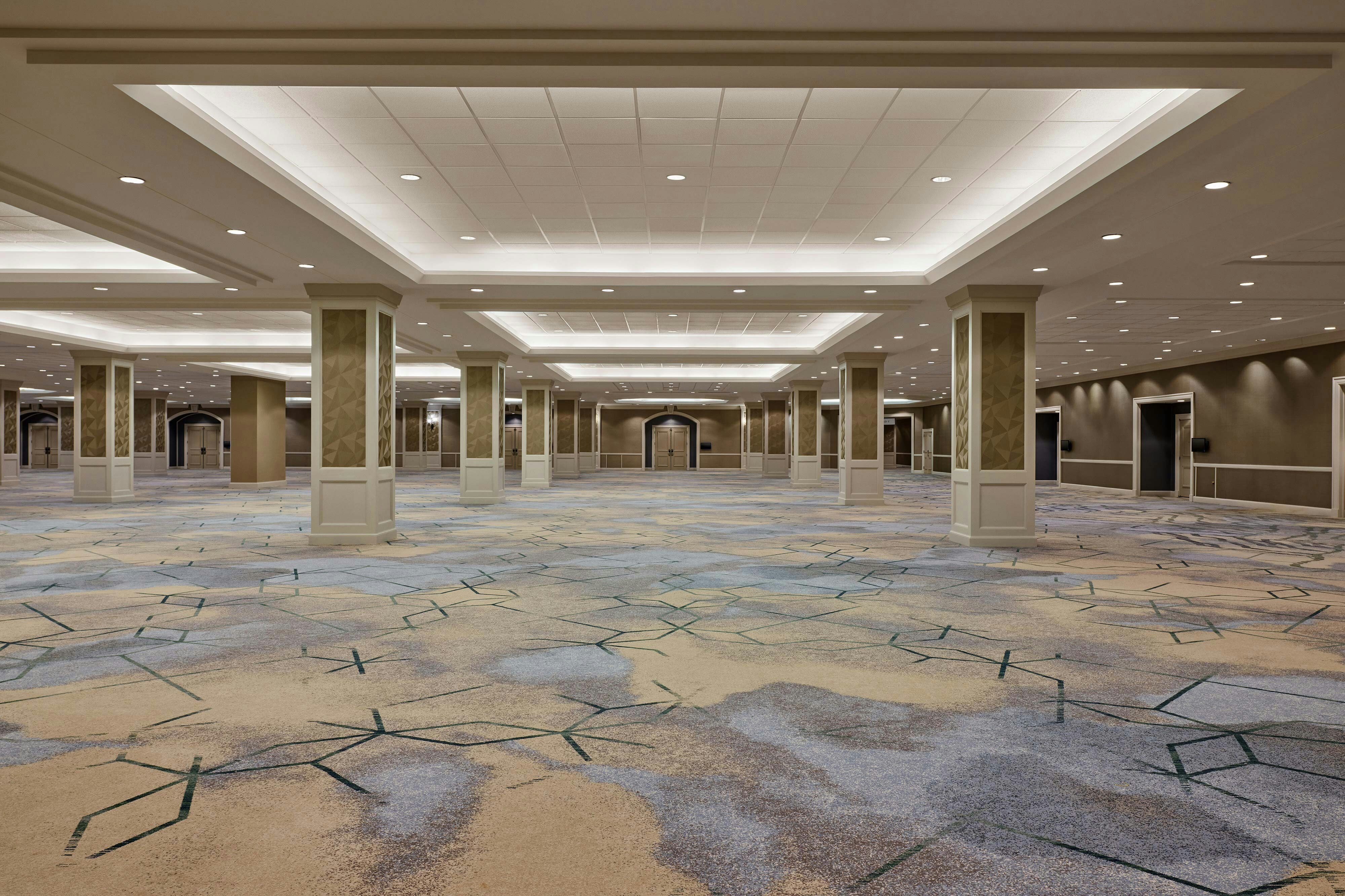 Sheraton Denver Downtown Hotel 6/23